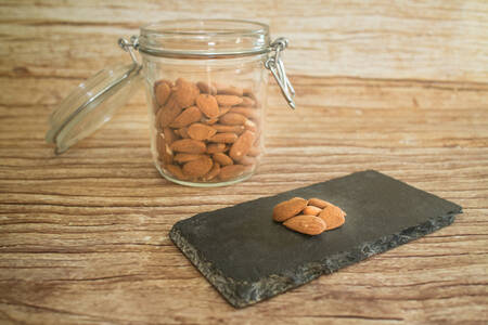 Amande décortiquée  BIO